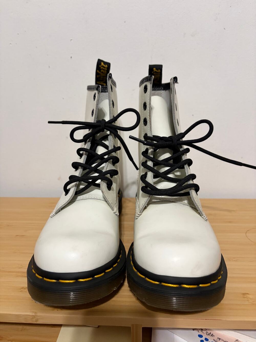 Dr Martens 1460 White Leather 8 Eye Lace Up Combat Boots Womens 8 EU 39